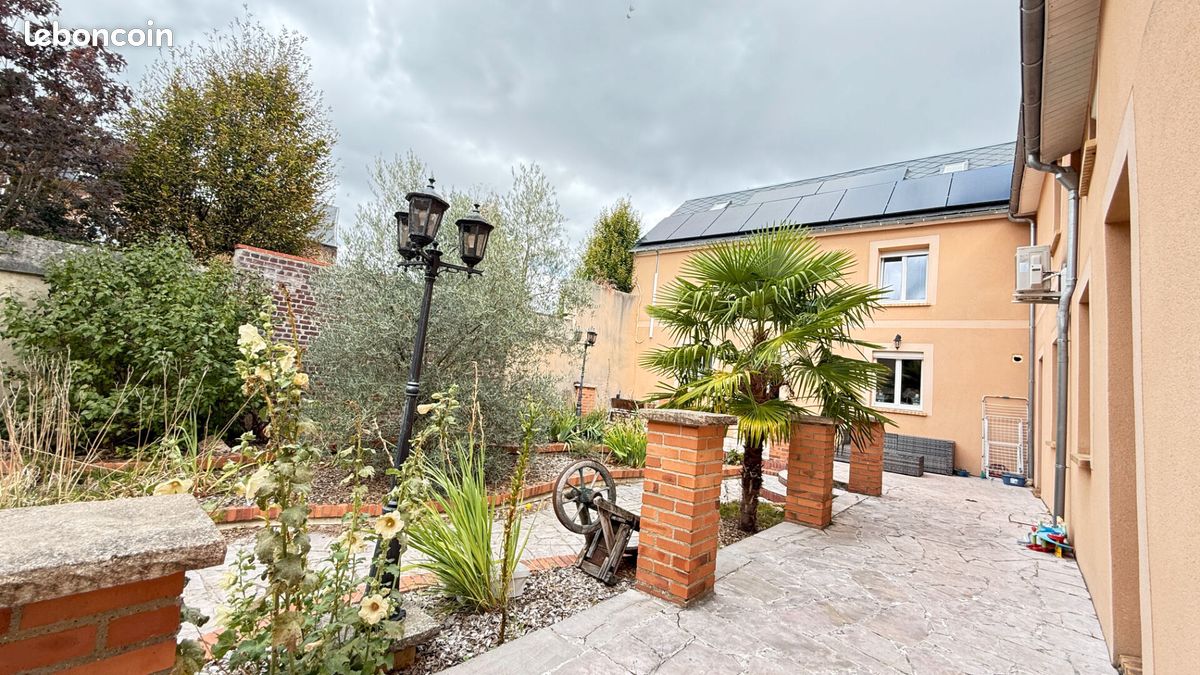 Maison 20 pièces 429 m² · à Bailleul-sur-Thérain · 429 m² · 598 000 €