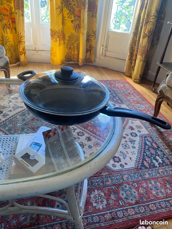 Wok + couvercle (image 1)