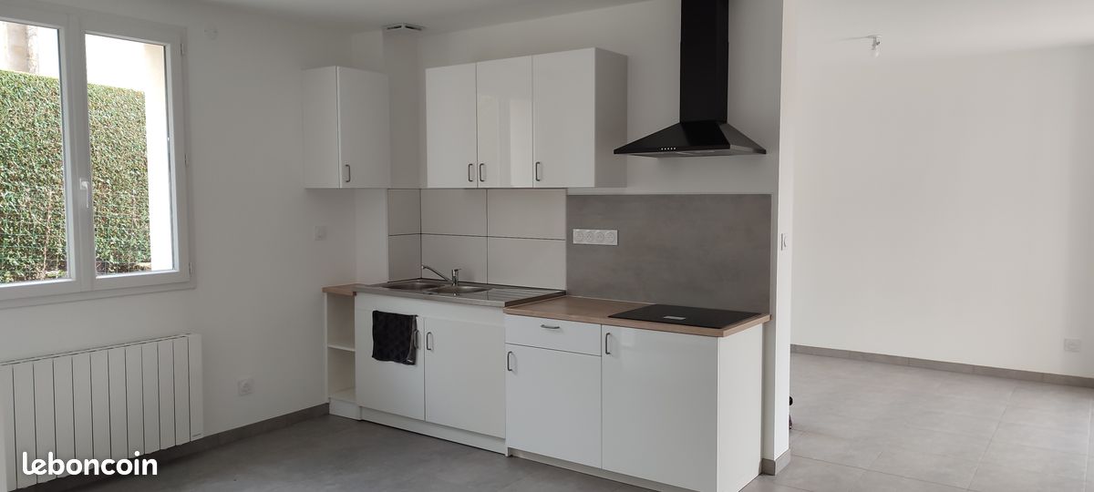 Appartement 3 pièces 74 m² · à Chabreloche · 74 m² · 458 €