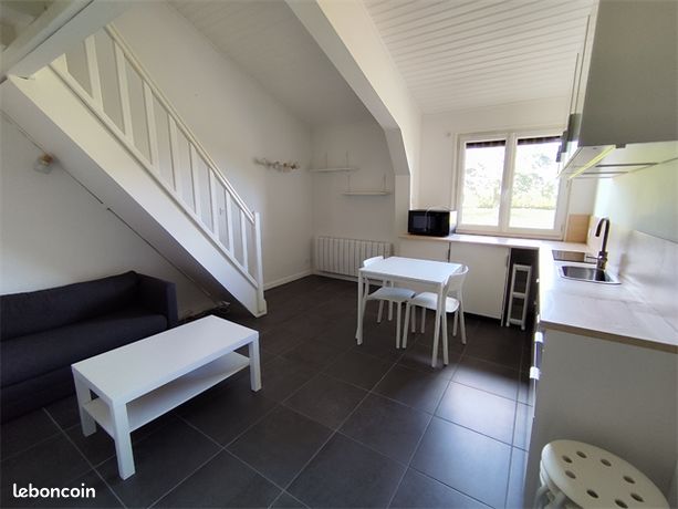 Studio 1 pièce 28 m²
