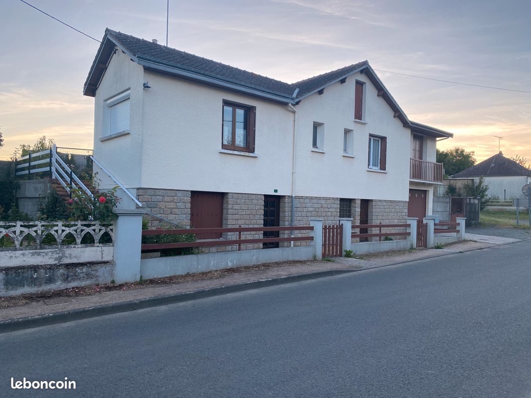 Maison 4 pièces 97 m² · à Marolles-les-Braults · 97 m² · 105 000 €
