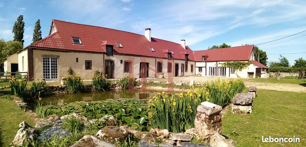 Maison 12 pièces 436 m² · à Châteaudun · 436 m² · 294 000 €