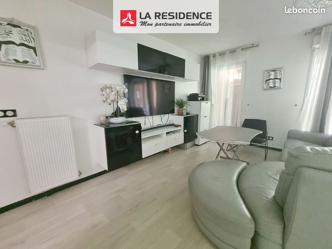 Appartement 3 pièces 67 m² · à Stains · 67 m² · 190 000 €