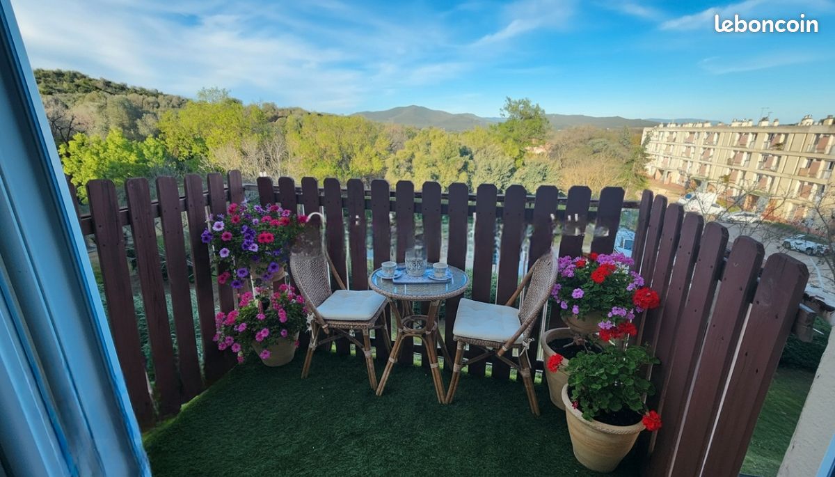 Appartement 3 pièces 70 m² · à Hyères · 70 m² · 1 100 €/mois