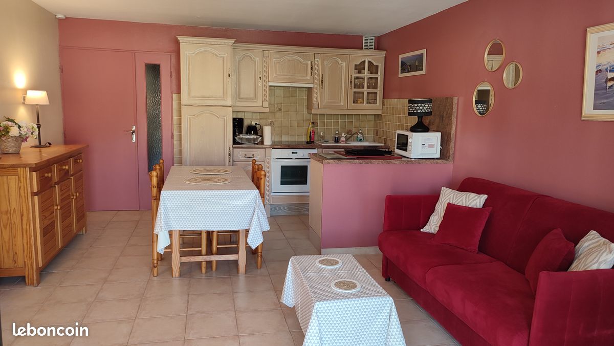 Appartement 1 pièce 34 m² · à Fréjus · 34 m² · 718 €