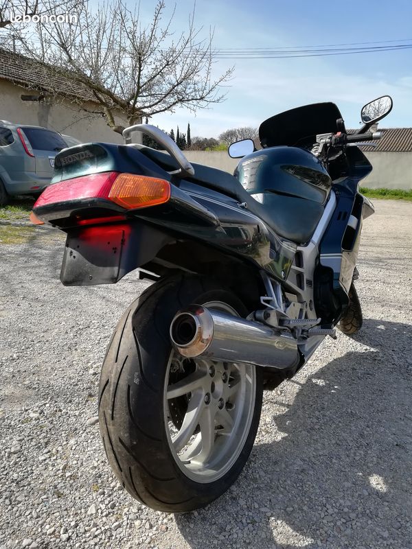 Honda 750 vfr (image 3)