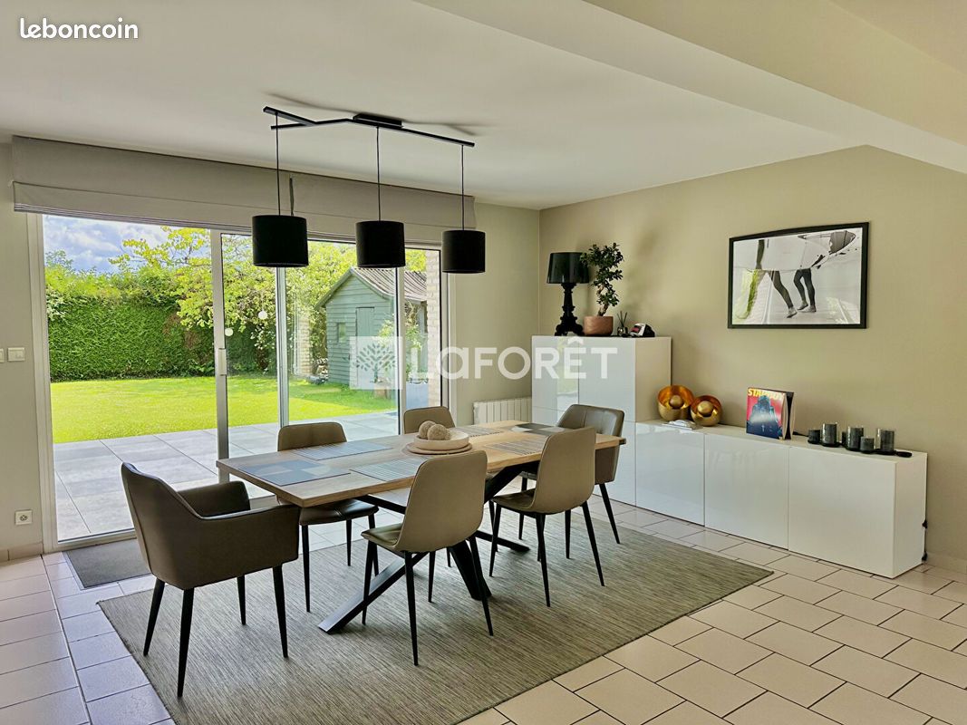 Maison 5 pièces 128 m² · à Mérignies · 128 m² · 449 000 €
