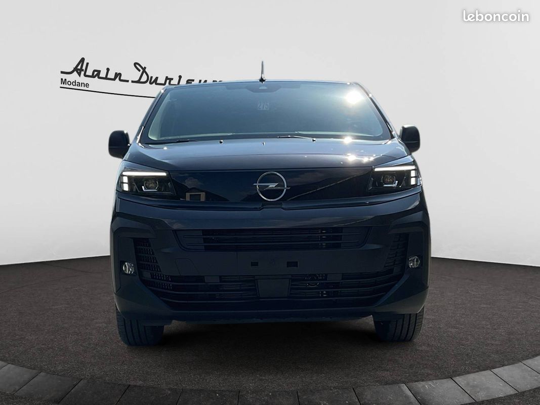 OPEL Vivaro Combi Taille XL BlueHDI 180 ch S&S EAT8 (image 8)