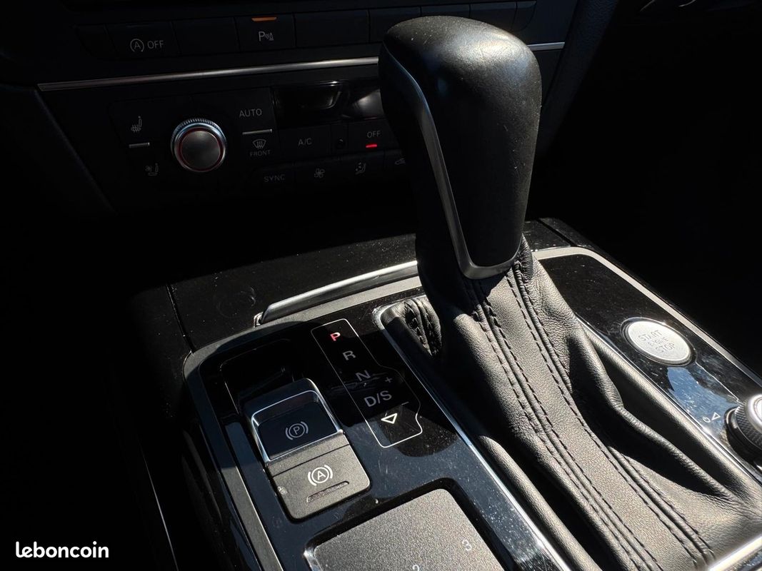 Audi A6 Avant Quattro 3.0 V6 TDI 272 AVUS S Tronic (image 19)