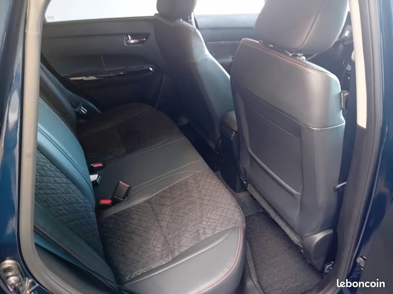Suzuki Vitara 1.4 Boosterjet Hybrid 110ch Xplore Auto (image 12)