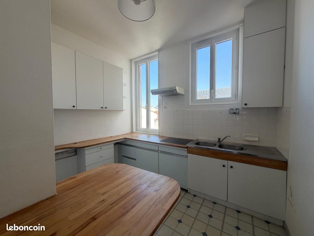 Appartement 4 pièces 95 m² · à La Rochelle · 95 m² · 1 189 €