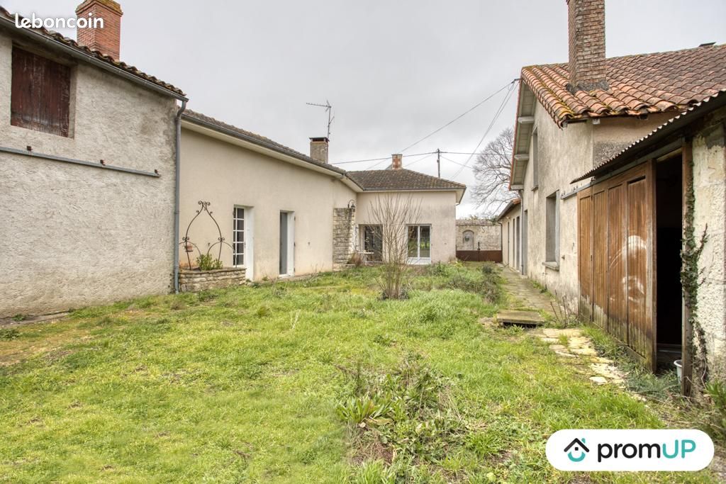 Maison 7 pièces 180 m² - Doux 79390 (image principale 12)