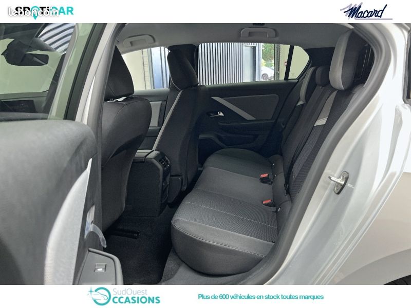 Opel Astra 1.6 Turbo 180ch Hybrid Edition BVA8 (image 10)