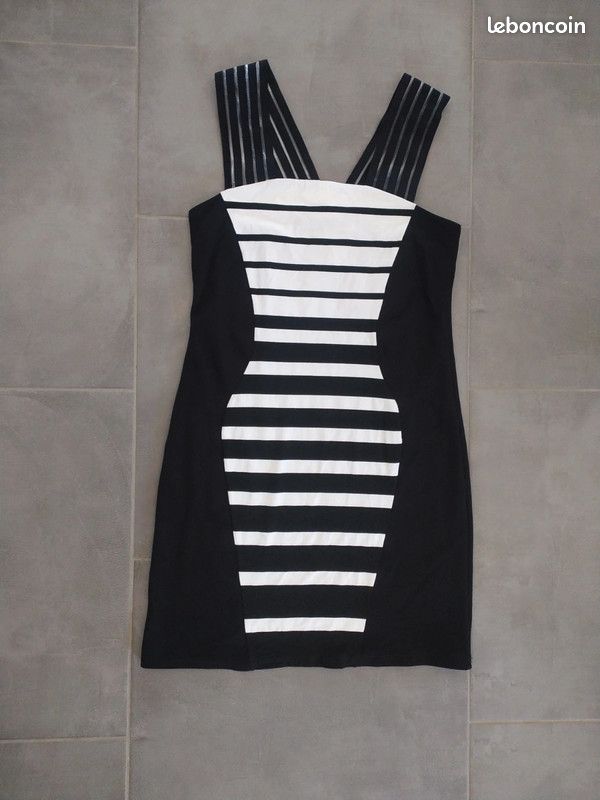 Robe Nana Baila Noire Taille 42/T4, Neuve Sans étiquettes, Soirée