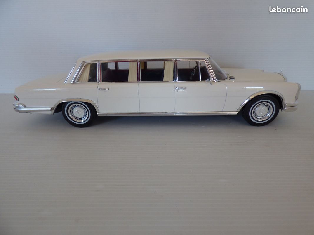 Modelcar Mercedes 600 W100 Pullman 1969 - 1/18 - Blanche - Neuve