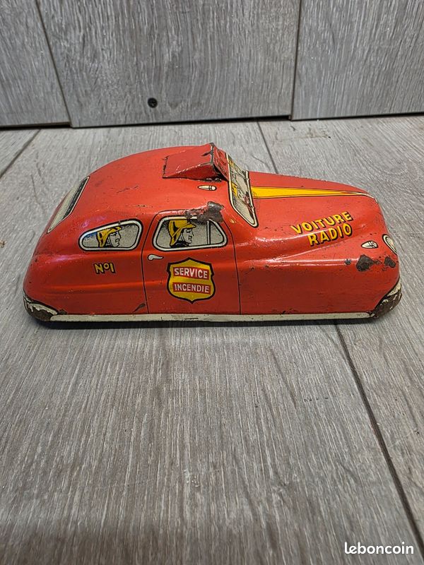 Joustra 2611 – Simca 1000 Téléguidée Avec Galerie Et Skis – En Boîte