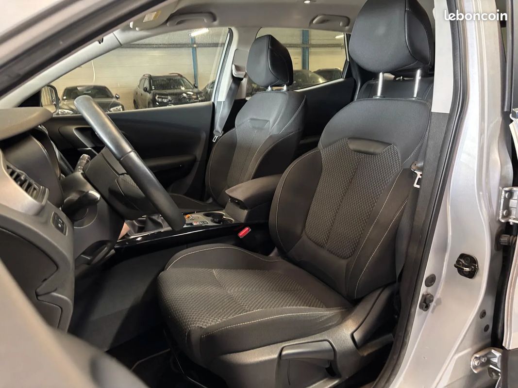 RENAULT Kadjar 1.5 dCi 110 ch Zen - 2015 - 127 000 km - Suivi complet - 1re main - Attelage (image 10)