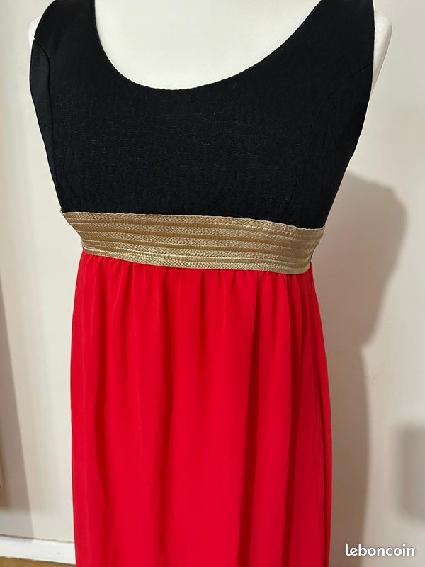 Robe longue noire rouge – ceinture dorée, jupe fluide Vêtements