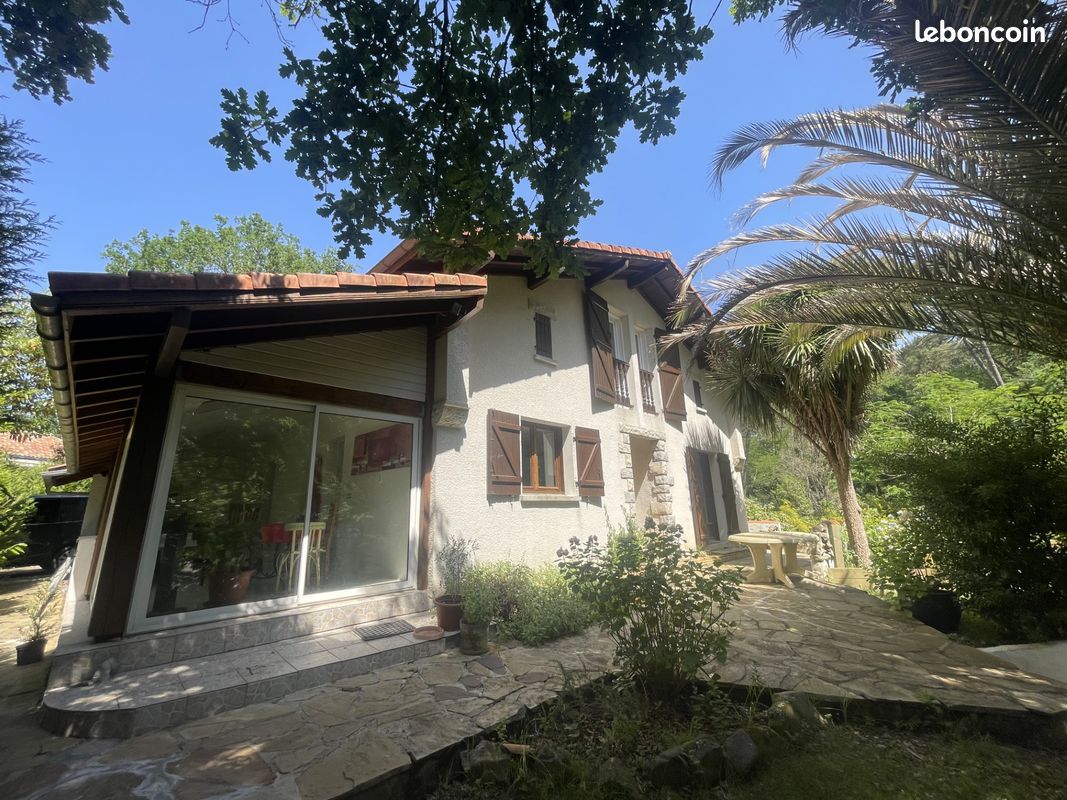Maison 6 pièces 158 m² · à Saint-Martin-de-Seignanx · 158 m² · 483 000 €