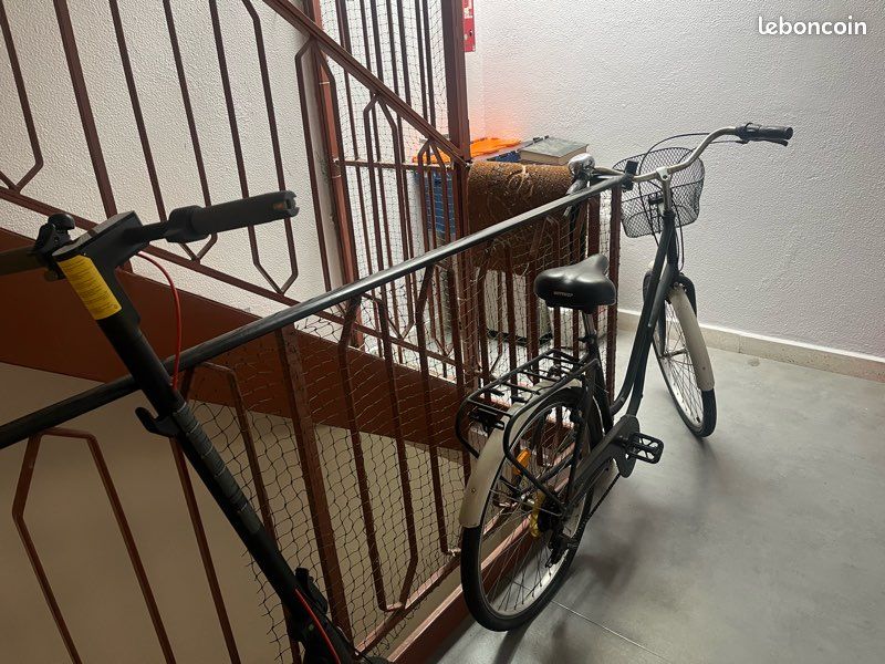 Urgent ‼️ Vélo de ville adulte (image 3)