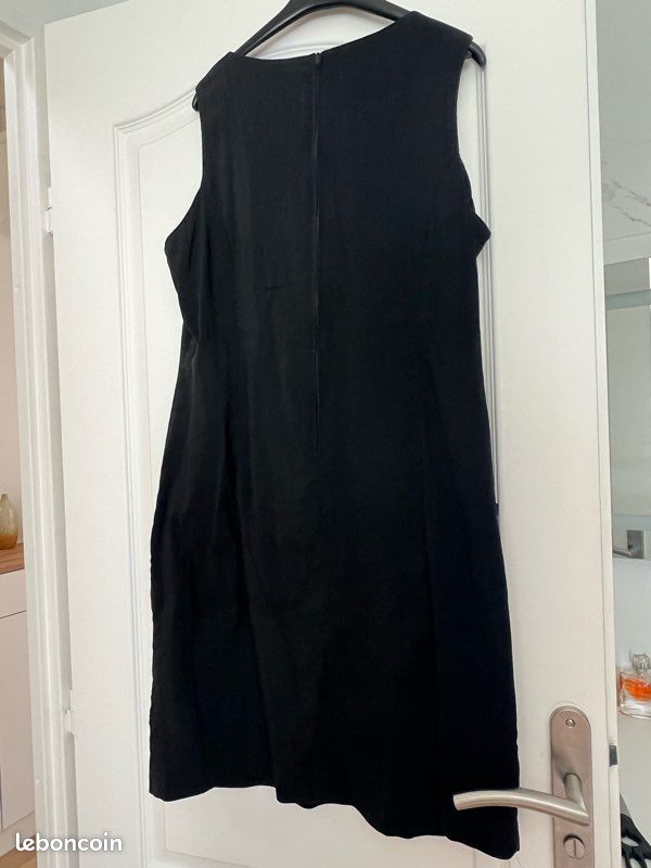 Robe sans manches (image 2)