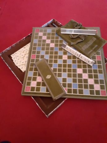 Scrabble de luxe plateau tournant jeux, jouets d'occasion - leboncoin