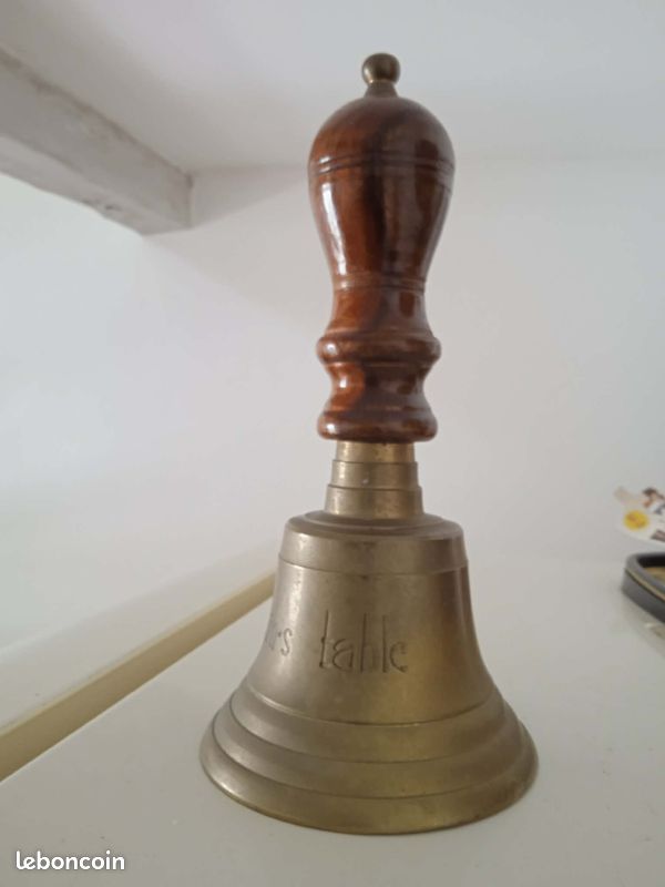 Cloche marine (image 1)