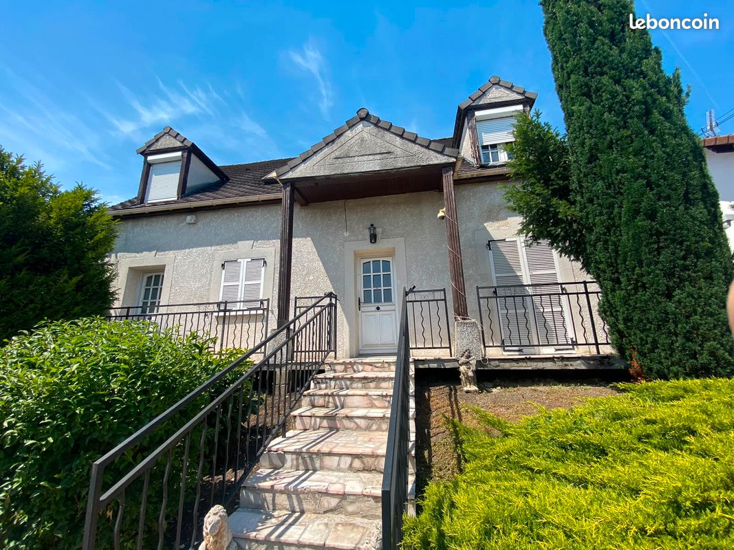 Maison 7 pièces 172 m² · à Tremblay-en-France · 172 m² · 378 000 €