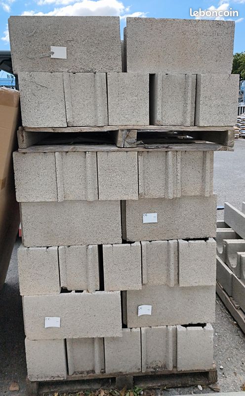 Bloc angle (image 1)
