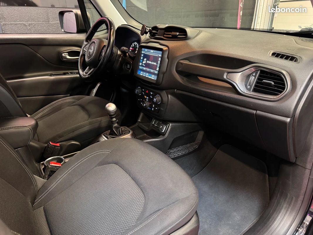 JEEP RENEGADE 1.6 l MultiJet 120 ch BVM6 Limited (image 15)