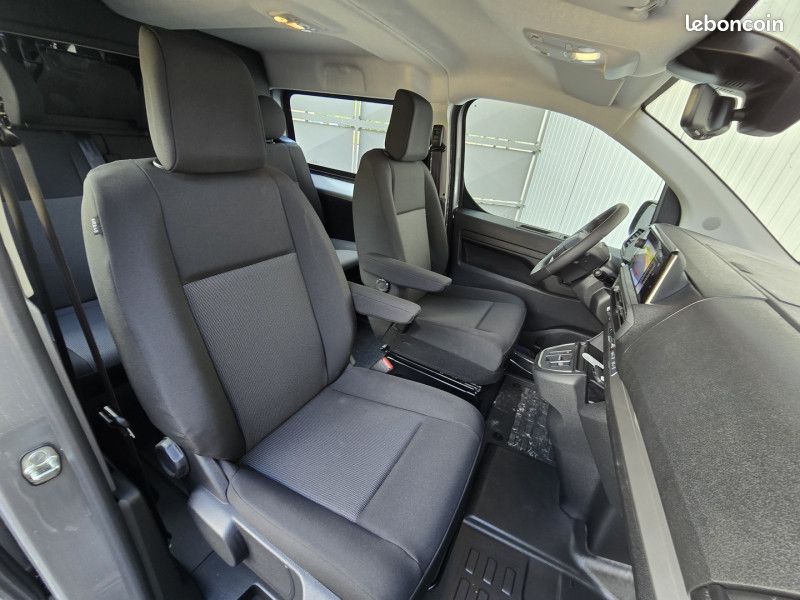 Peugeot EXPERT FG M 2.2 DIESEL 180CH CABINE APPROFONDIE Pack Premium Connect (image 3)