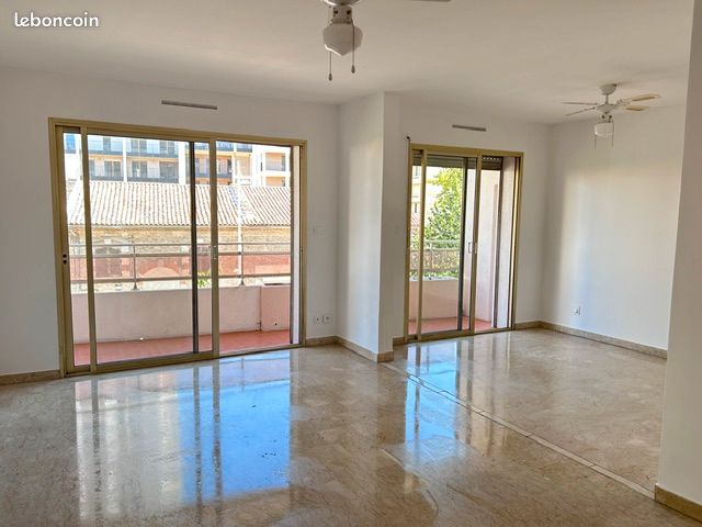 Appartement 2 pièces 58 m² · à Toulon · 58 m² · 240 000 €