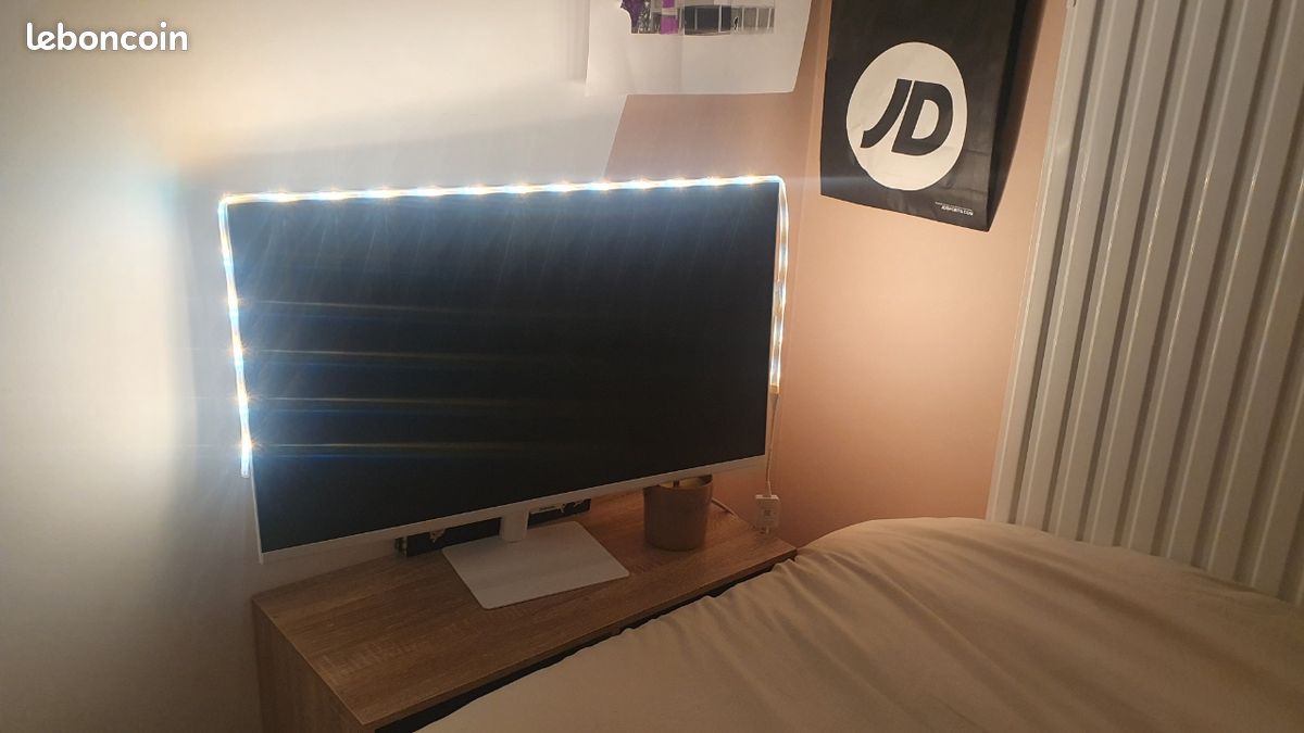 Led (image 1)