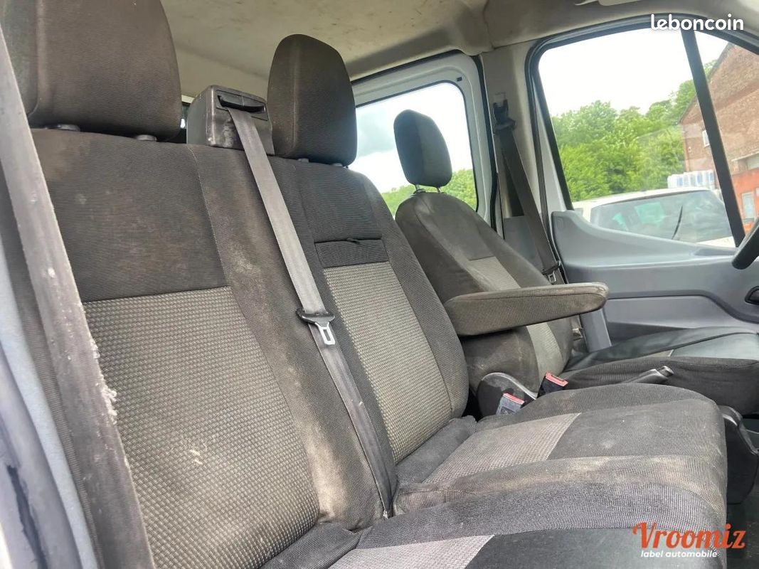 Ford Transit Vu 350EL TT9 PLATEAU CHASSIS DOUBLE CABINE 2.2 TDCI 155 FT (image 8)