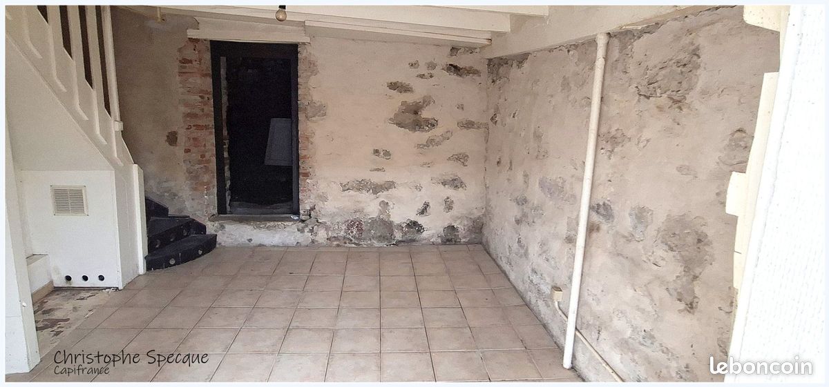 Maison 2 pièces 57 m² · à Thiers · 57 m² · 21 000 €