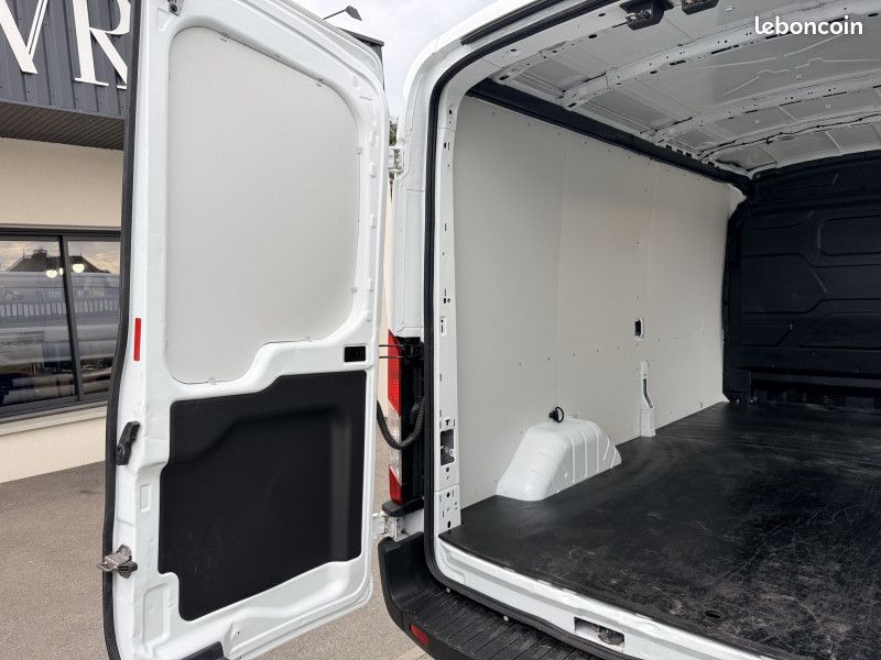 Ford TRANSIT 2T FG P350 L3H2 2.0 ECOBLUE 130CH S&S TREND BUSINESS (image 11)