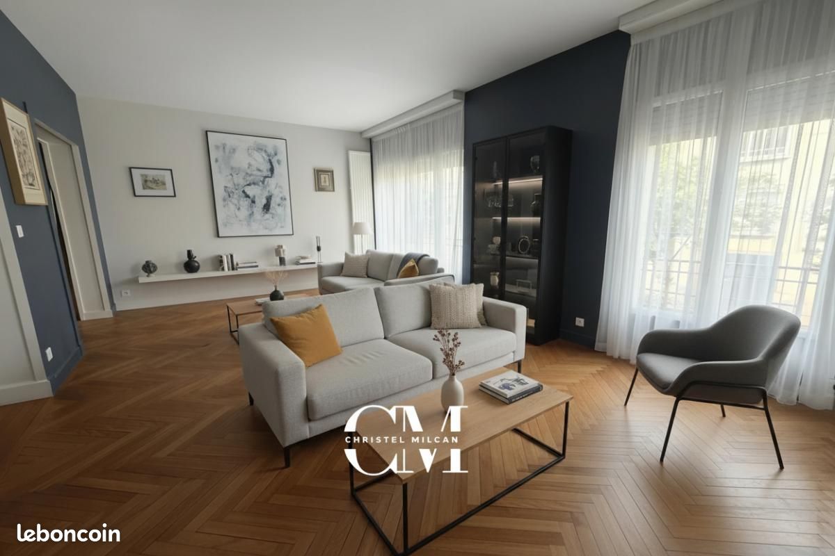Maison 7 pièces 270 m² · à Bordeaux · 270 m² · 950 000 €