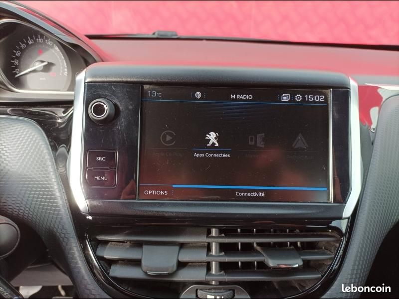 Peugeot 2008 1.2 PureTech 110ch Allure S&S (image 12)