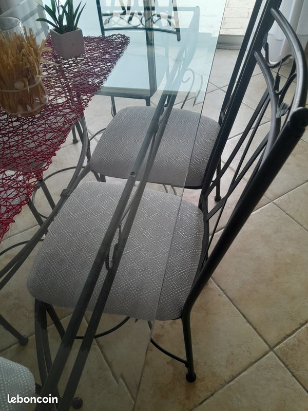 Table de salon et 6 chaises fer forge (image 3)