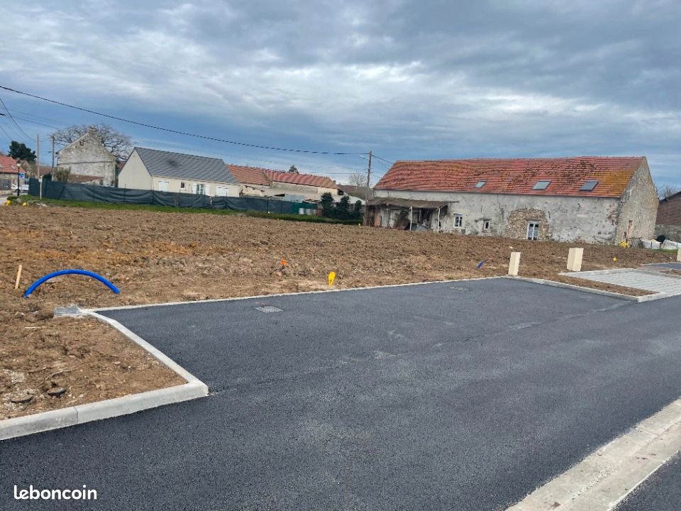 Terrain 554 m² Arsy · 90 900 €