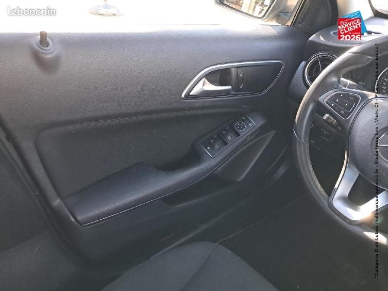 Mercedes-benz Classe A 180 d Intuition (image 18)