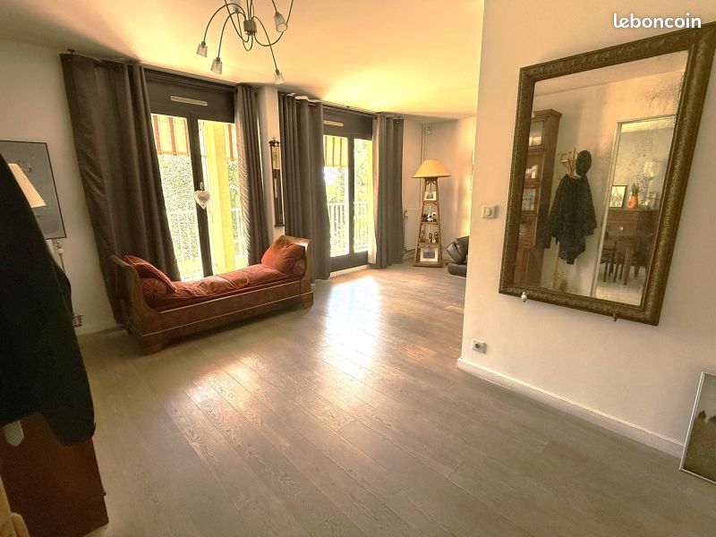 Appartement 4 pièces 78 m² · à Marseille · 78 m² · 220 000 €