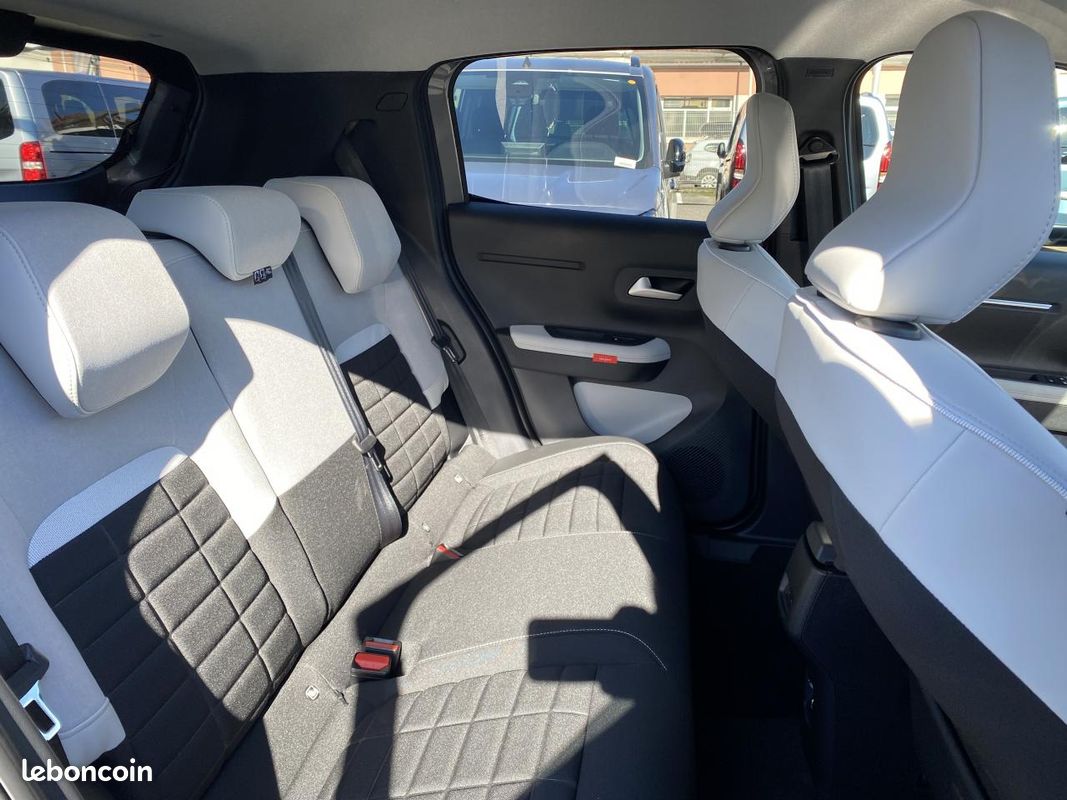 Citroen c3 iv 1.2 hybride 110 max e-dcs6 (image 8)