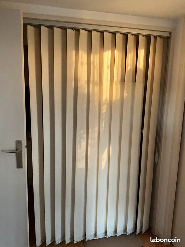 Rideau japonais orientable (image 1)