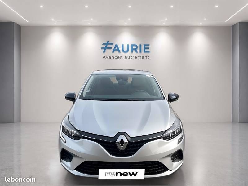 Renault Clio TCe 90 Equilibre (image 2)