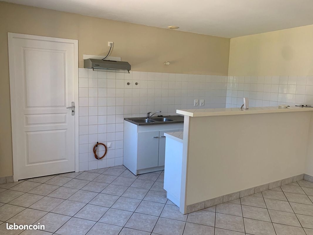 Maison 3 pièces 76 m² · à Chaunac · 76 m² · 645 €/mois