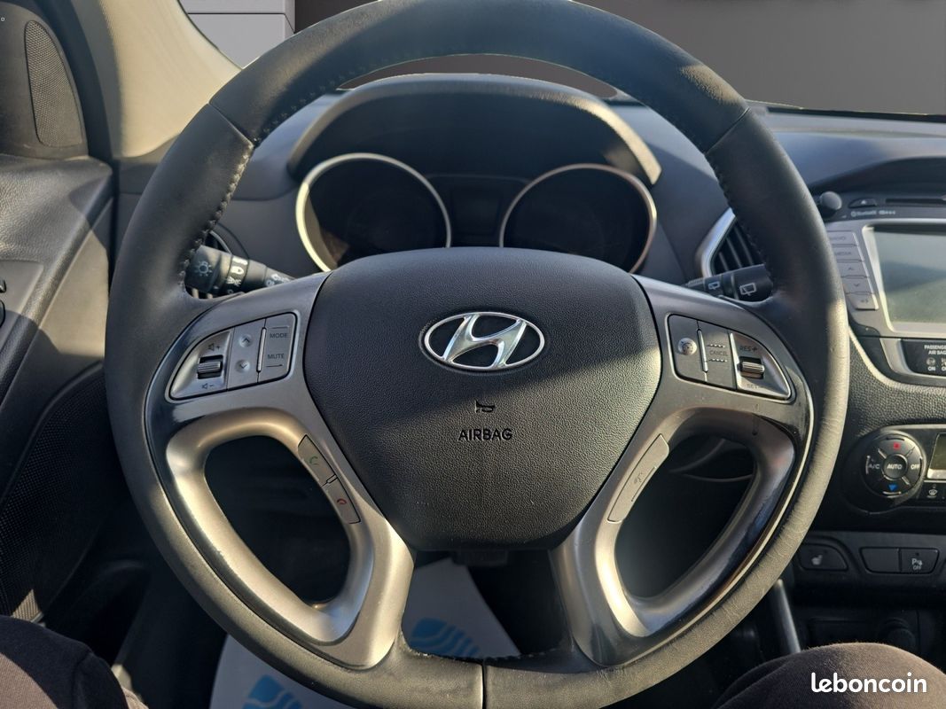 HYUNDAI ix35 CRDi 184 4WD Pack Premium A 2.0 (image 13)