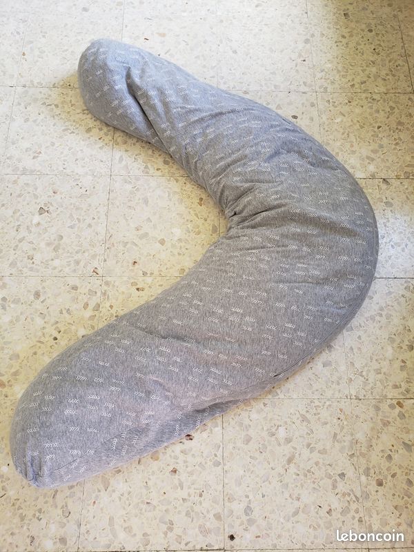 Coussin de maternité et d'allaitement (image 1)