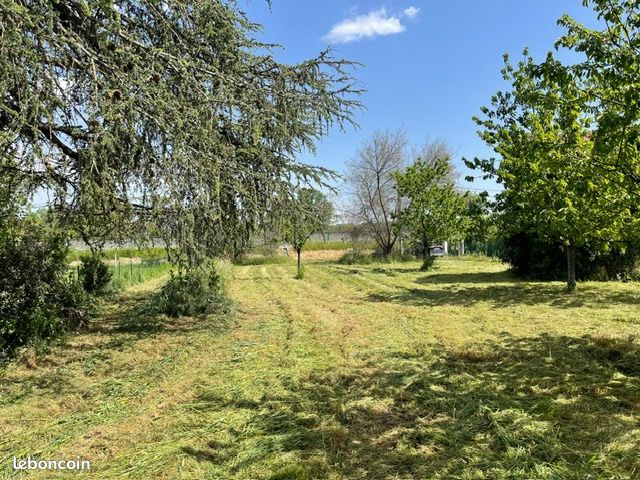 Terrain 559 m² · à Noé · 559 m² · 56 000 €
