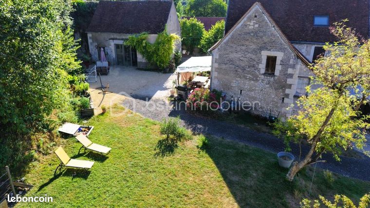 Maison 7 pièces 217 m²